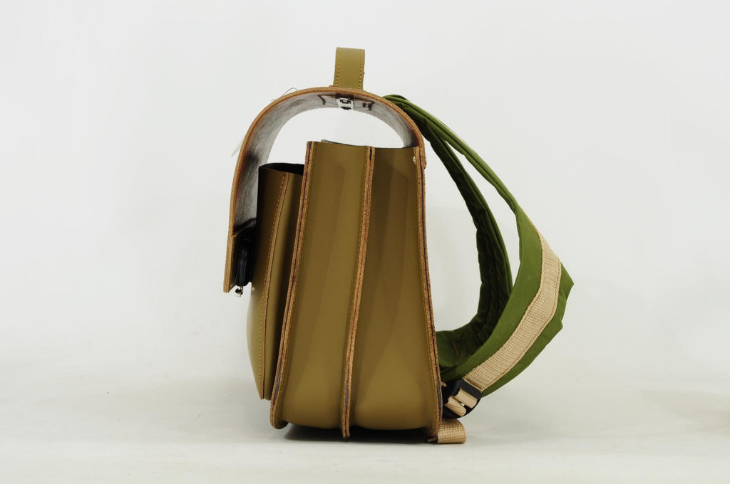 Lederen boekentas met magneetsluiting - Moss