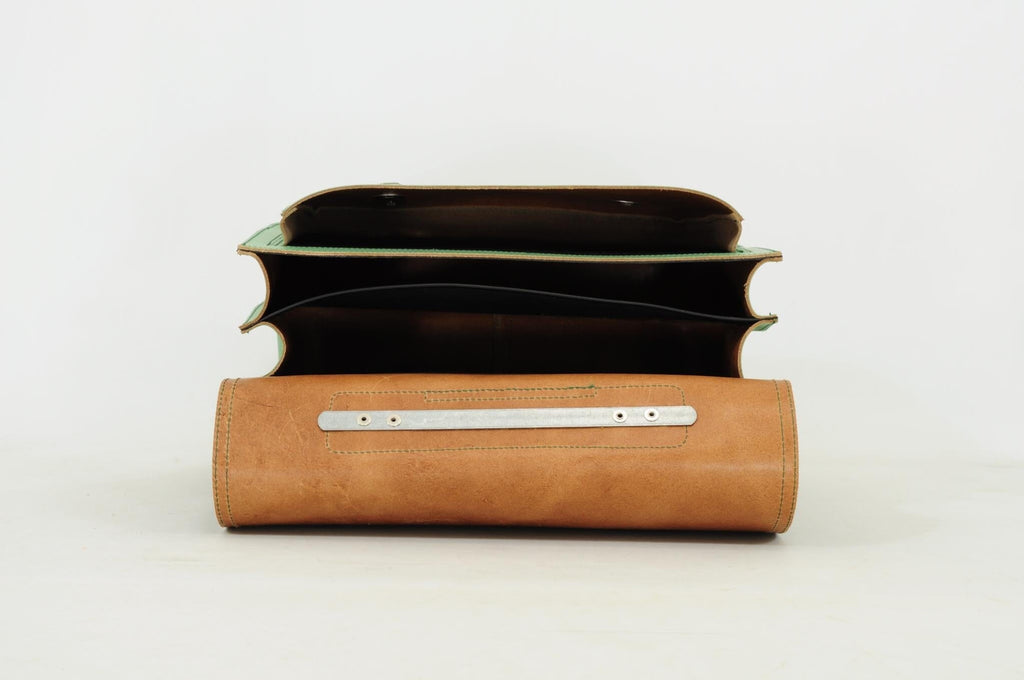 Lederen schooltas met gespen - Pastel Green