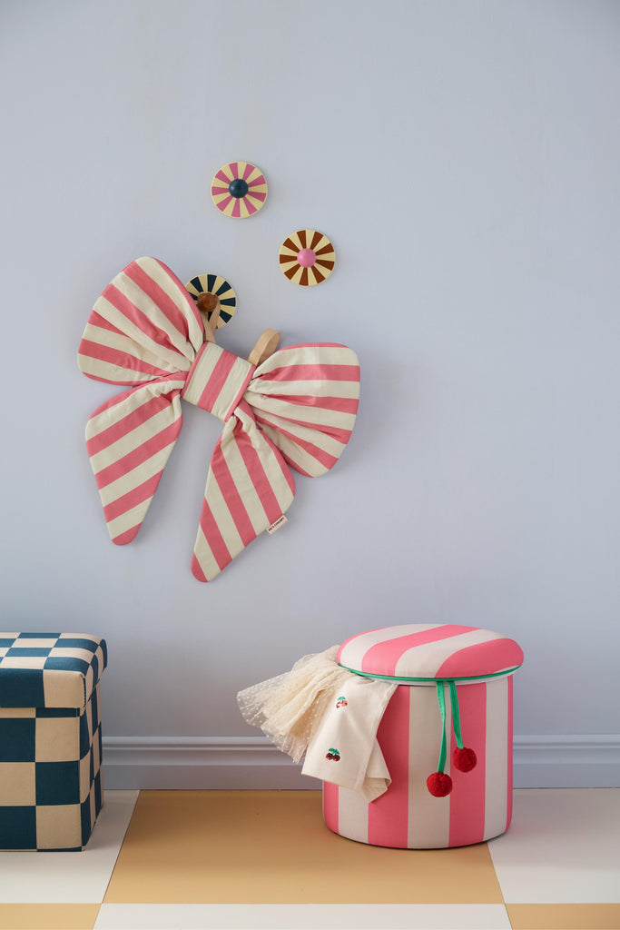 Cylinder pouffe with storage space - Pink - Kid's Concept 